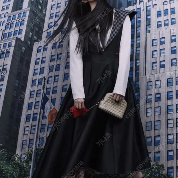 럭키슈에뜨 블랙 엘리스 컬랙션 한소희 원피스