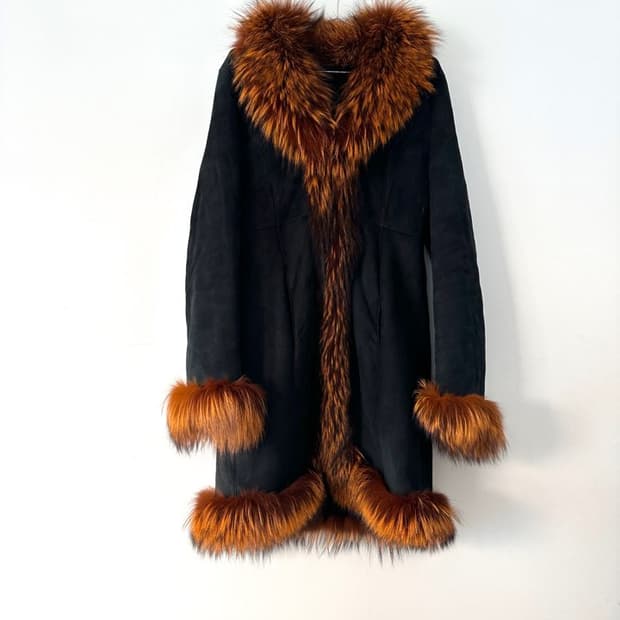 Dark fox fur mustang jacket / black