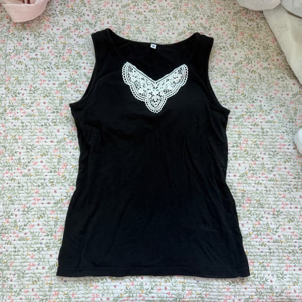Lace Detail Black Tank Top