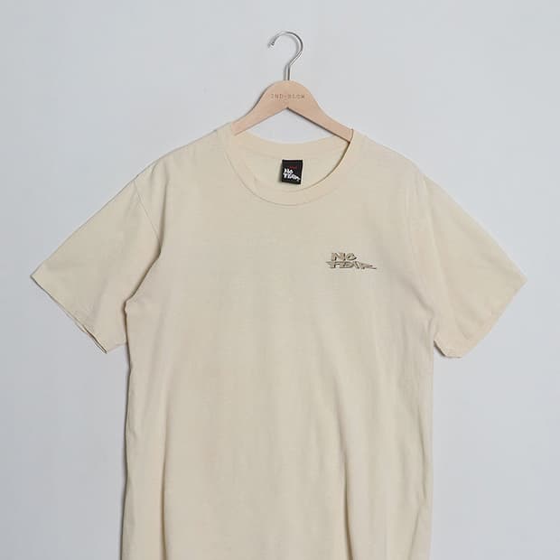 90's No FEAR Print T-Shirts