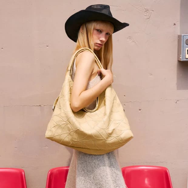 샌드뮤지엄 호보백(버터옐로우)