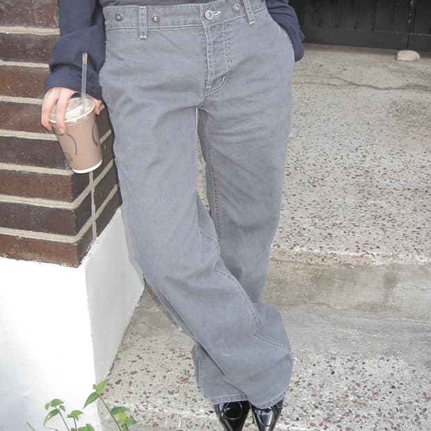 whoisshe 버튼 로우 진(ash)