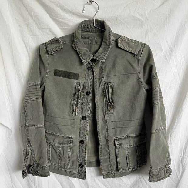 [Zadig & Voltaire] 크롭컷 밀리터리 야상자켓