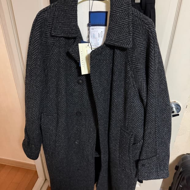 도큐먼트 도네갈트위드 발마칸 코트 L