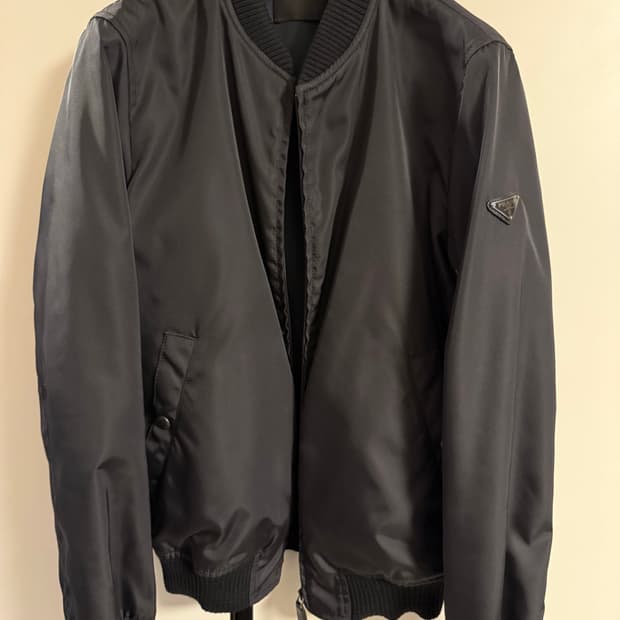 프라다 나일론 블로종 자켓