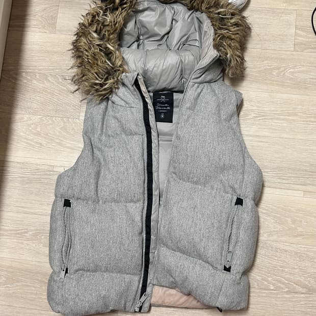 GAP 빈티지 퍼 패딩조끼