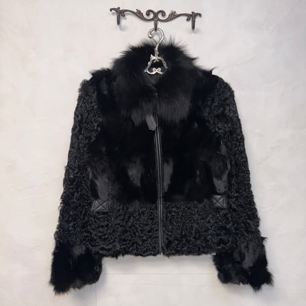 Sally&John black lamb/fox fur jacket