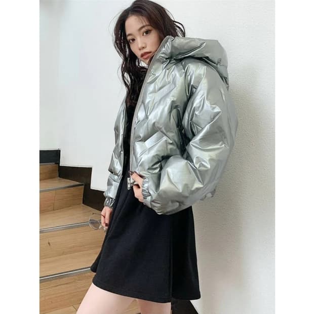 GYDA in Japan 빅 후드 유광 크롭 패딩 점퍼 Free