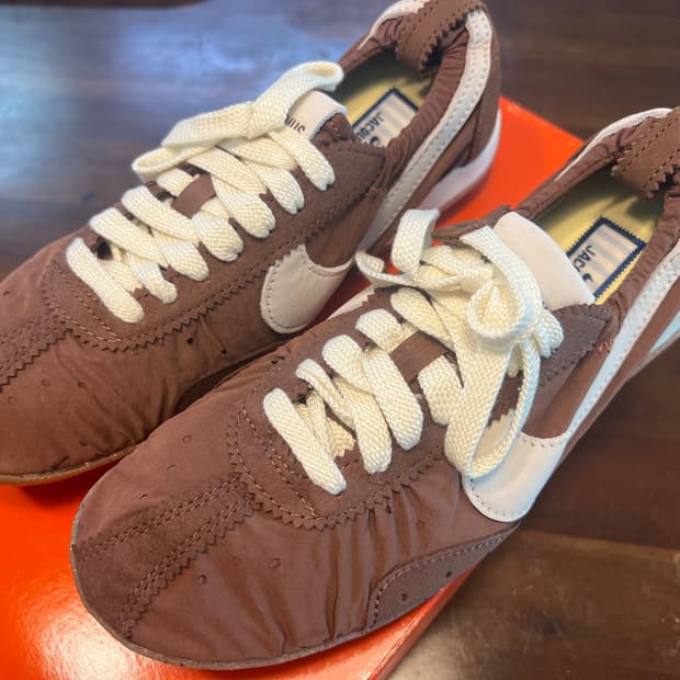 [W235]자크뮈스 나이키 문 슈 SP 파우나 브라운 캐시미어