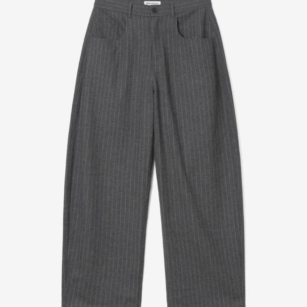밀로 아카이브 리플렉트 스트라이프 울 팬츠 [차콜]
