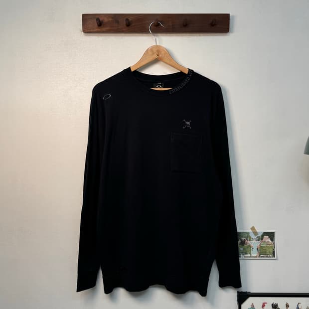 오클리 롱슬리브/T144