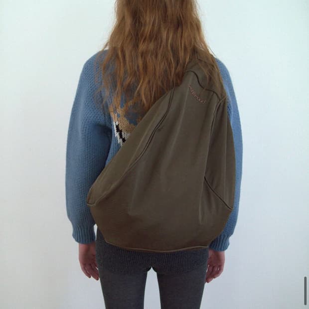 스무스무드 슬링백팩