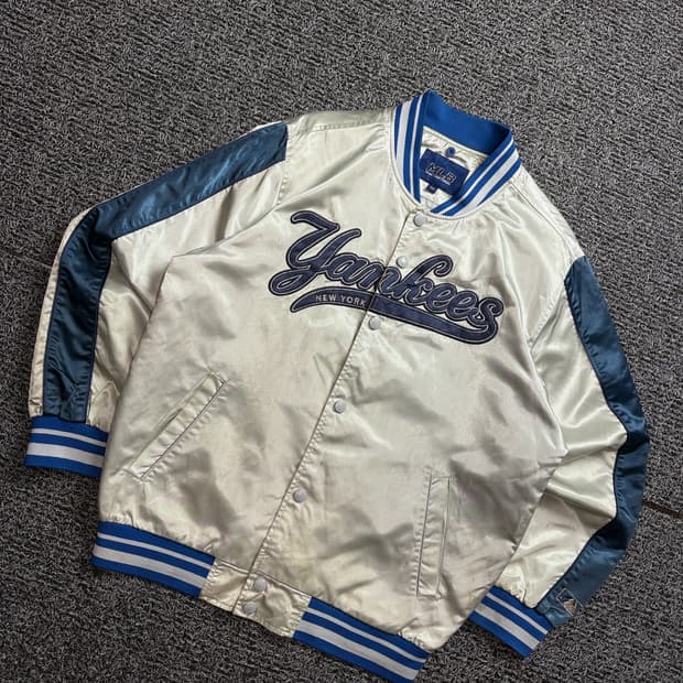 MLB 뉴욕양키스 사틴 봄버 바시티 점퍼 자켓 2008