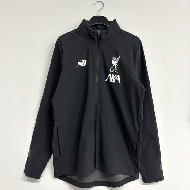 뉴발란스 리버풀 바람막이 자켓