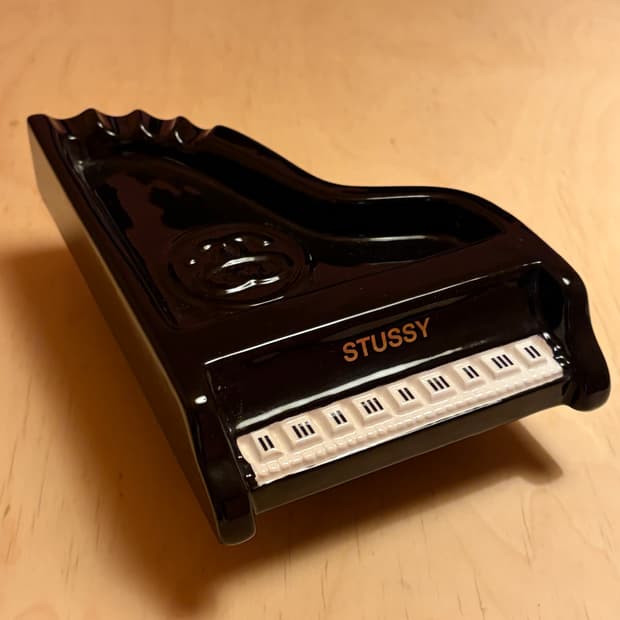stussy 스투시 피아노 애쉬 트레이 (인테리어 오브제)