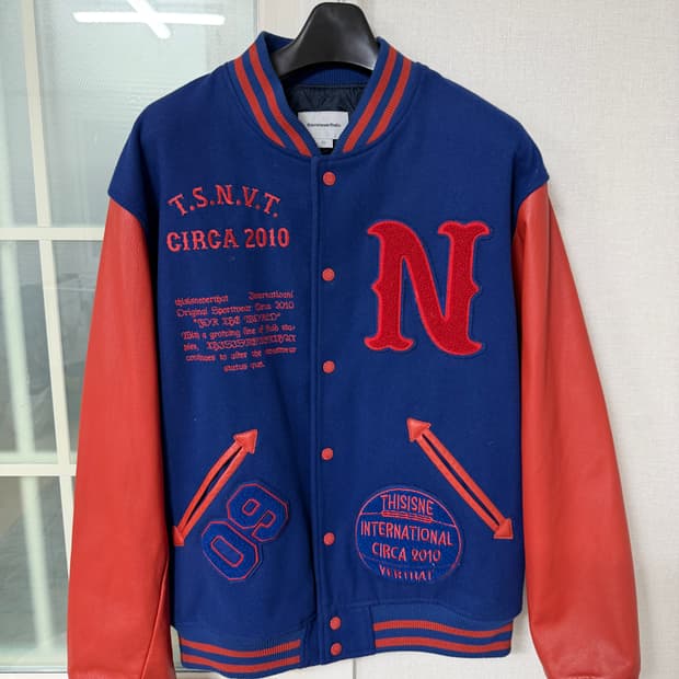 디스이즈네버뎃 바시티 자켓