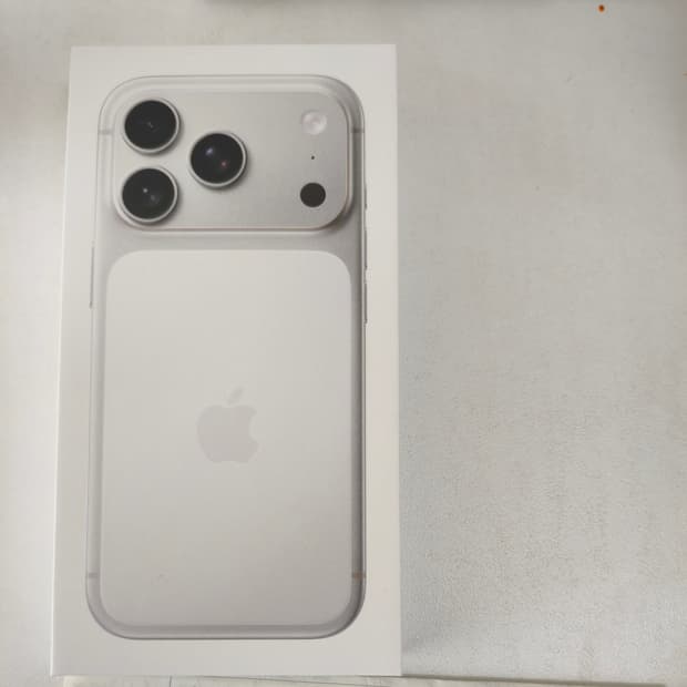 아이폰17프로 미개봉 실버