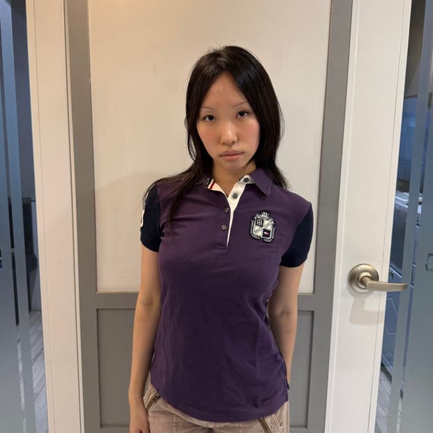 타미힐피거 퍼플 크레스트 패치 칼라티
