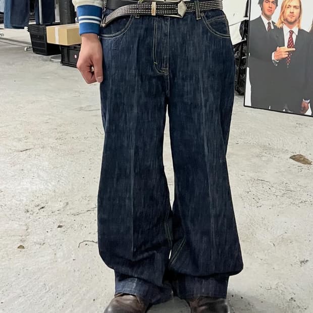 GUARANTEED flare jean