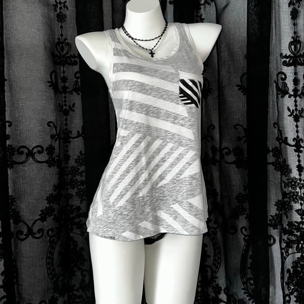 grey stripe pocket top