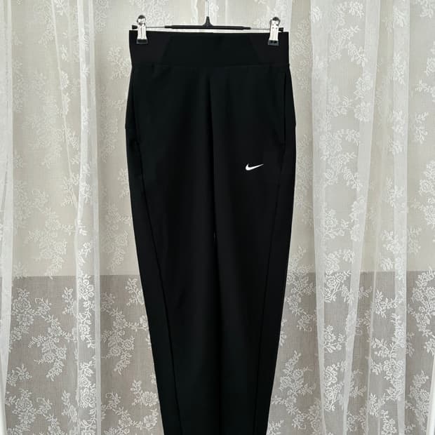 XS) 나이키 드라이핏 블리스 미드라이즈 트랙팬츠 블랙