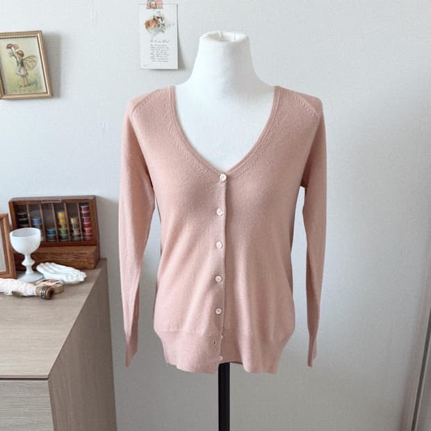 울100 핑크베이지 가디건