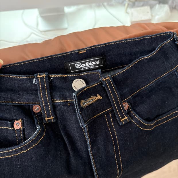 Badblood jeans