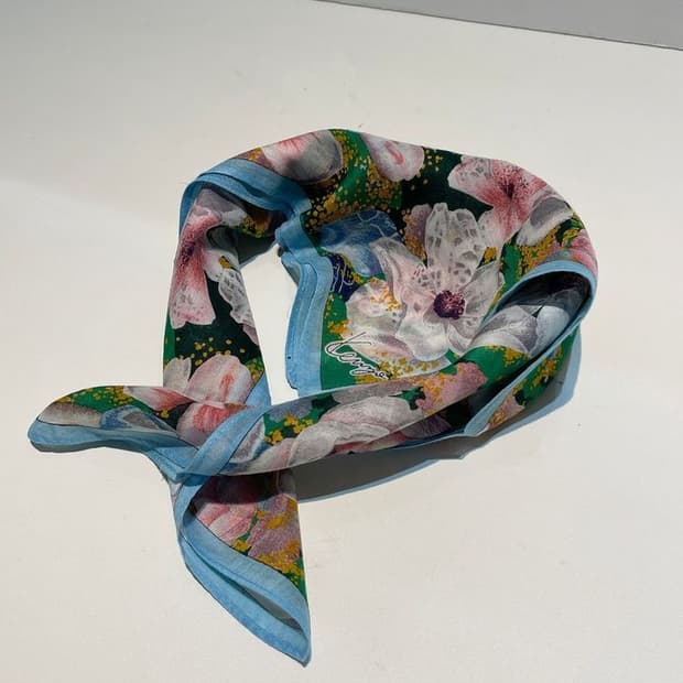 겐조 00s 재팬 플라워 패턴 쁘띠 손수건 A1463