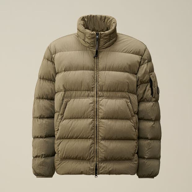 CP 컴퍼니 크롬R 다운 패딩 자켓 새상품 판매 합니다