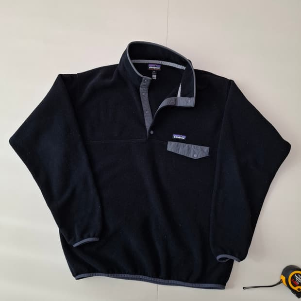 XL 파타고니아 신칠라 포지그레이 블랙 스냅 플리스