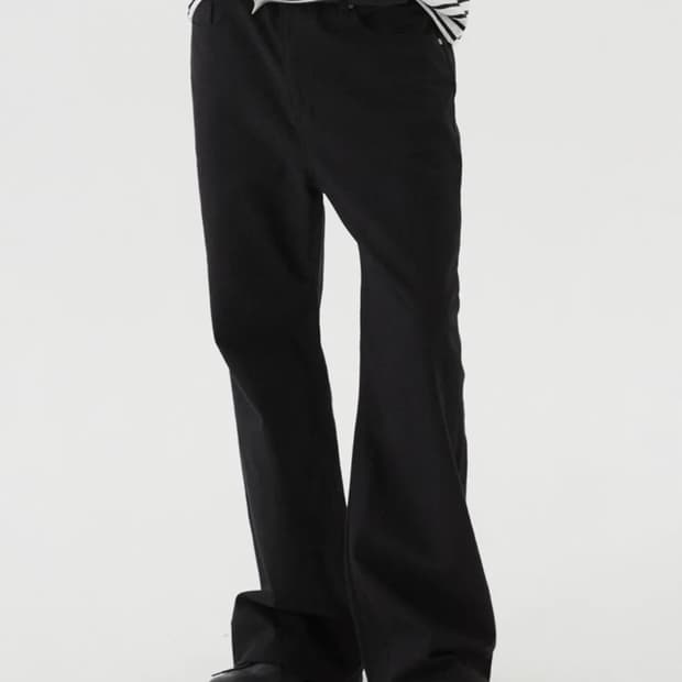 Dnsr 시그니처 플레어 데님팬츠 블랙