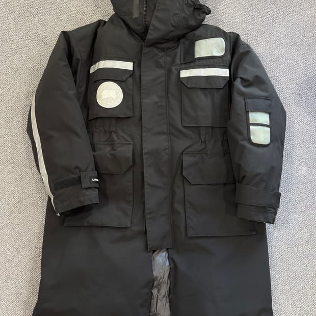 준지 캐나다구스 레졸루트 XS 블랙