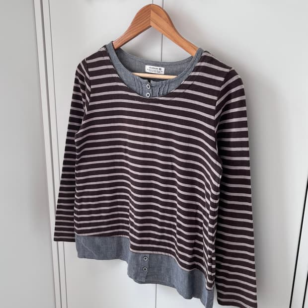 Cloundnine 줄무늬 셔츠 레이어드 티셔츠