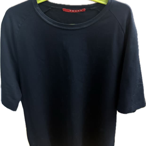 프라다 반팔 블랙 M사이즈