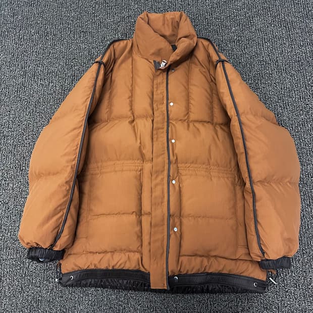 언앤써드 미스터리 여성 리버시블 양면 덕다운 패딩 브라운 F 