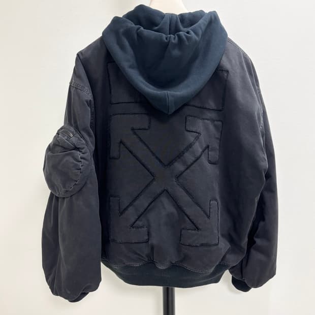 [XS]오프화이트 봄버 패딩