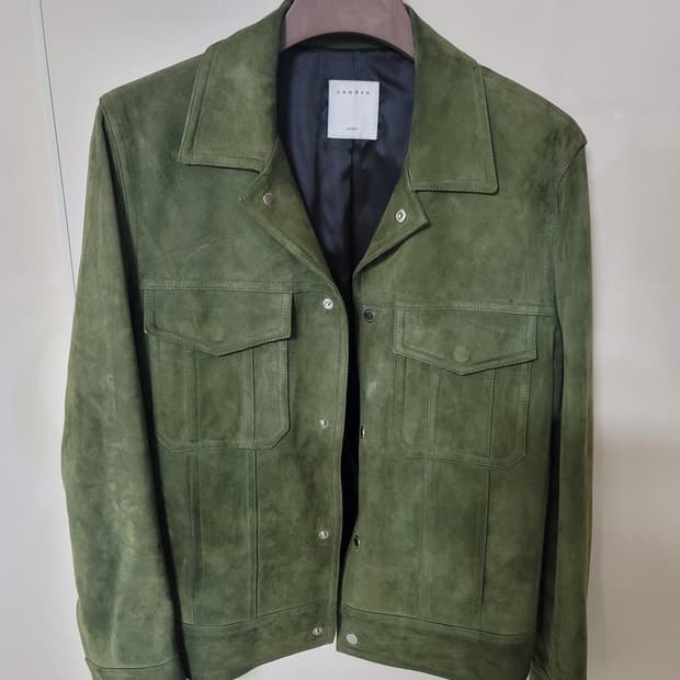 산드로옴므 카키색 양가죽  스웨이드 트러커 자켓 46표기 100정사이즈