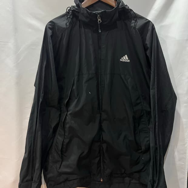 아디다스 윈드브레이커 블랙 105