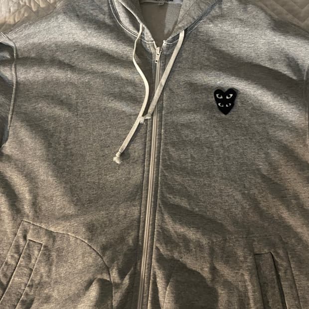 꼼데가르송 후드집업 실착2회