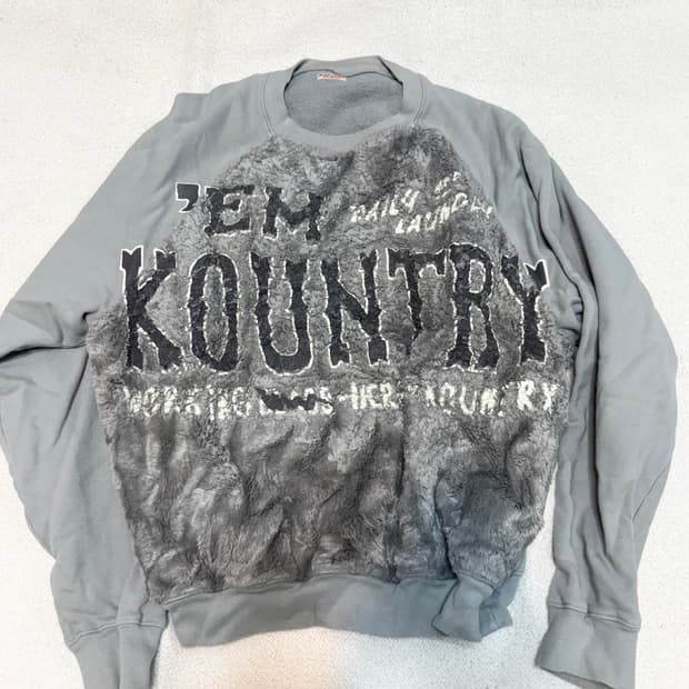 캐피탈 컨츄리 스웻