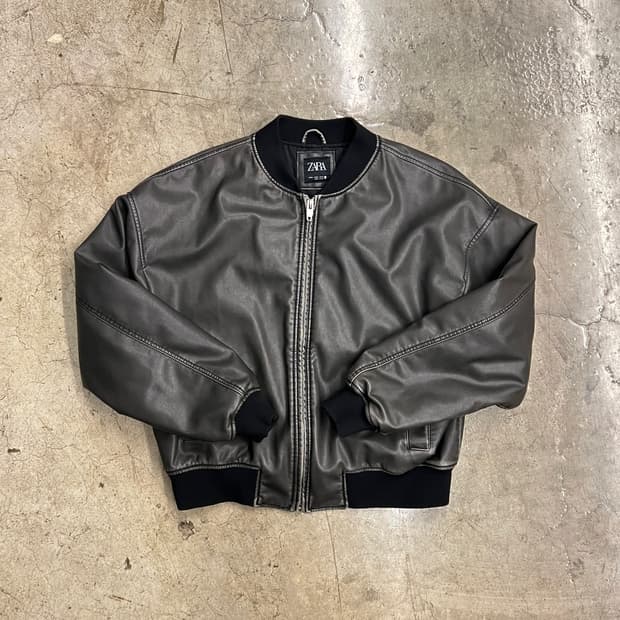 자라 페이크 레더 오버핏 빈티지워싱 봄버 자켓가죽 XL