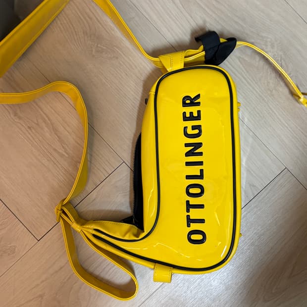 퓨마오토링거 가방 에나벨백