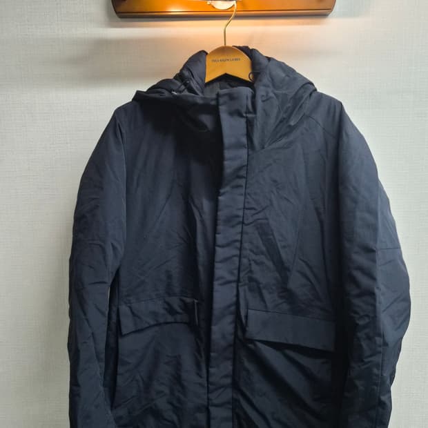 L) 유니클로 하이브리드 다운 자켓 팝니다