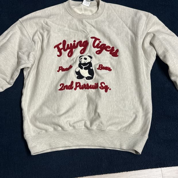 아웃스탠딩맨투맨