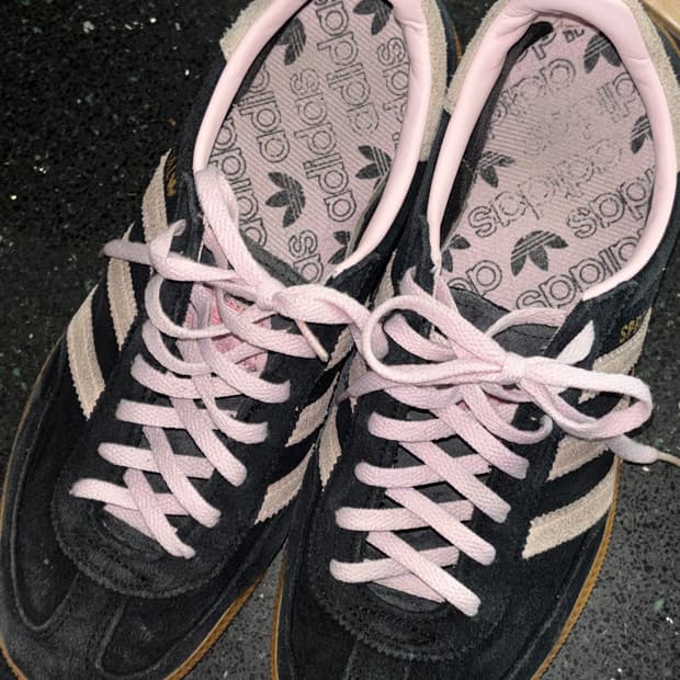 아디다스 스페지알 핸드볼 코어 블랙 클리어 핑크