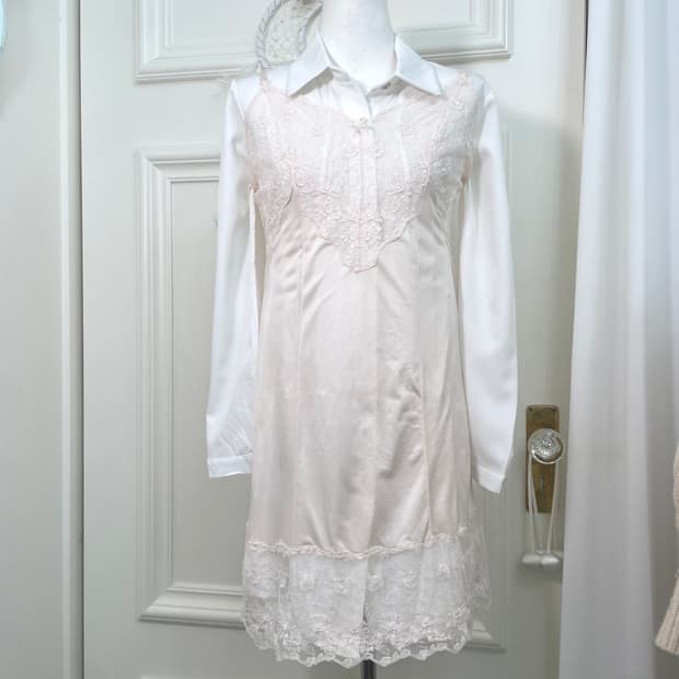 white flare mini shirt opc&pink lace sat