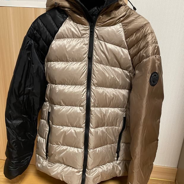 캐나다구스 패딩 리버시블 블랙/골드