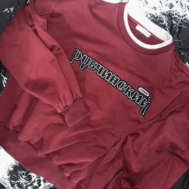 고샤루브친스키 더블카라 맨투맨