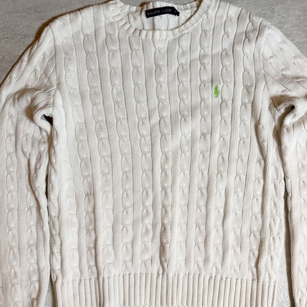 폴로 꽈배기 화이트 니트