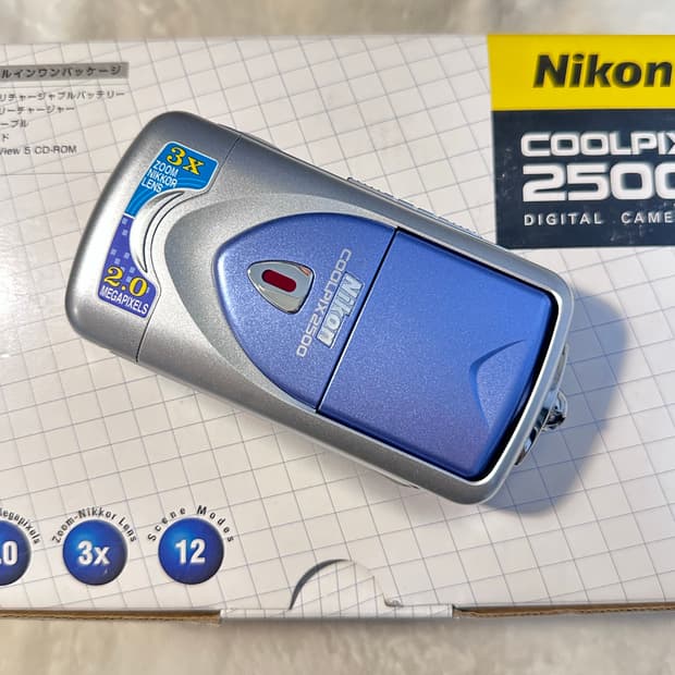 *황조지디카* 니콘 2500 디카/디지털카메라